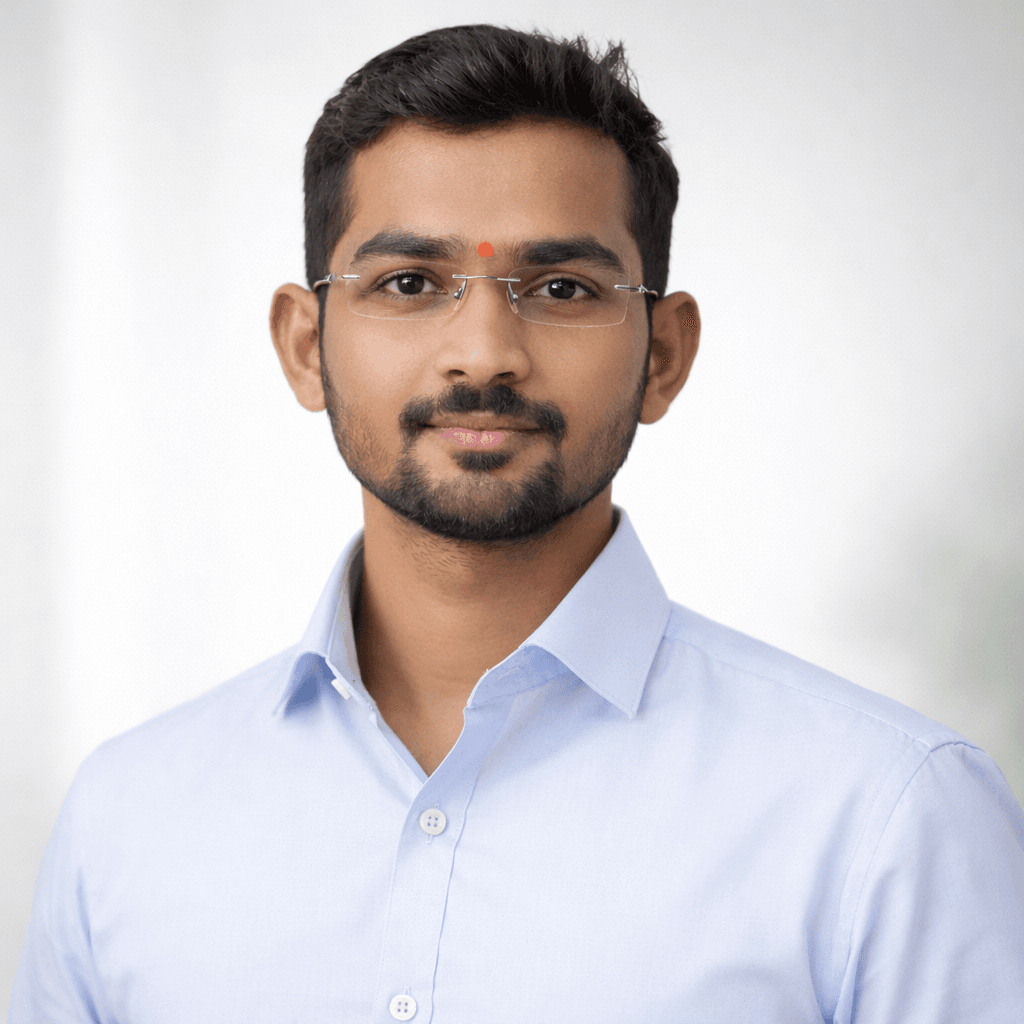 Vikas Kale financial advisor offering loan advisory in India at DNYANVED Financial Services